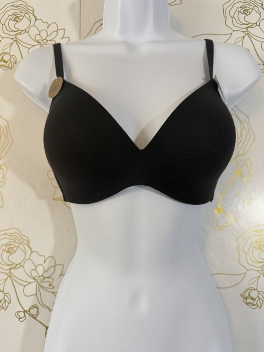 Wacoal Bra 34 C  Ultimate Comfort  T Shirt Wireless Black Padded NEW